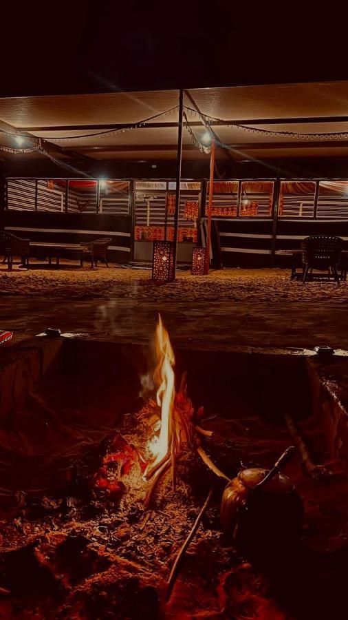Rum Crown ワディ ・ラム エクステリア 写真